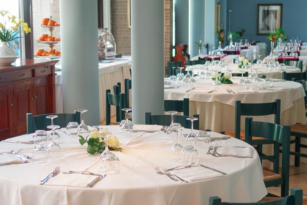 Hotel Marini Σάσαρι Εξωτερικό φωτογραφία