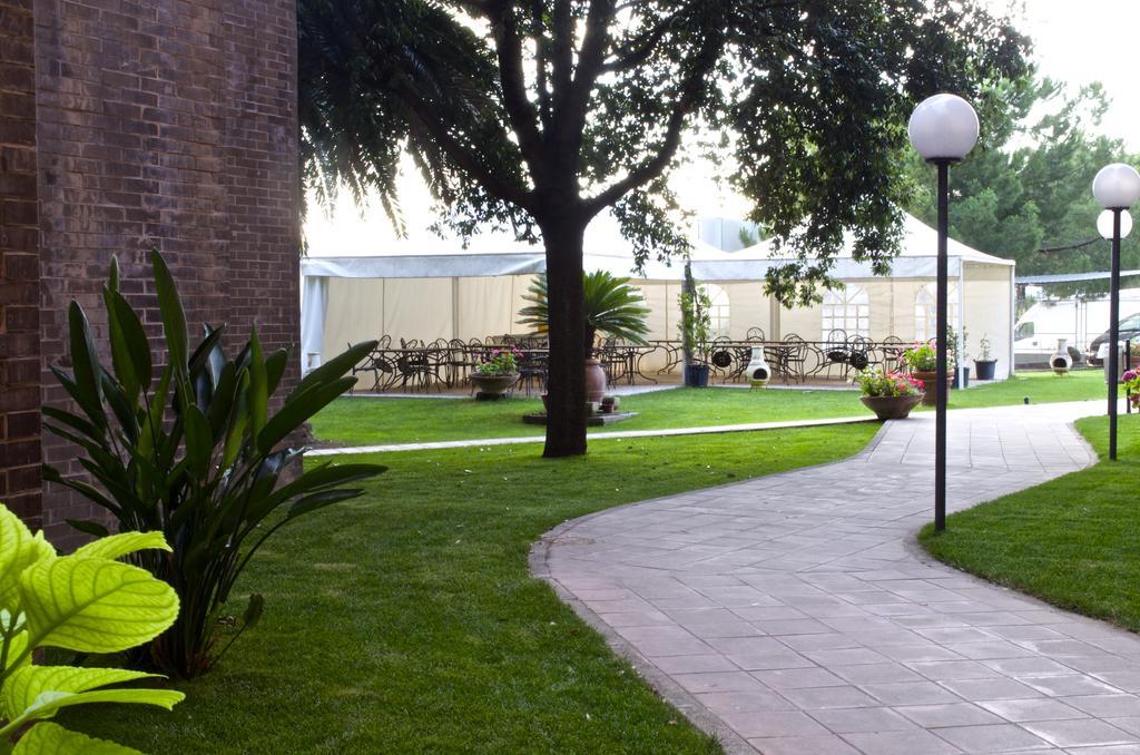 Hotel Marini Σάσαρι Εξωτερικό φωτογραφία