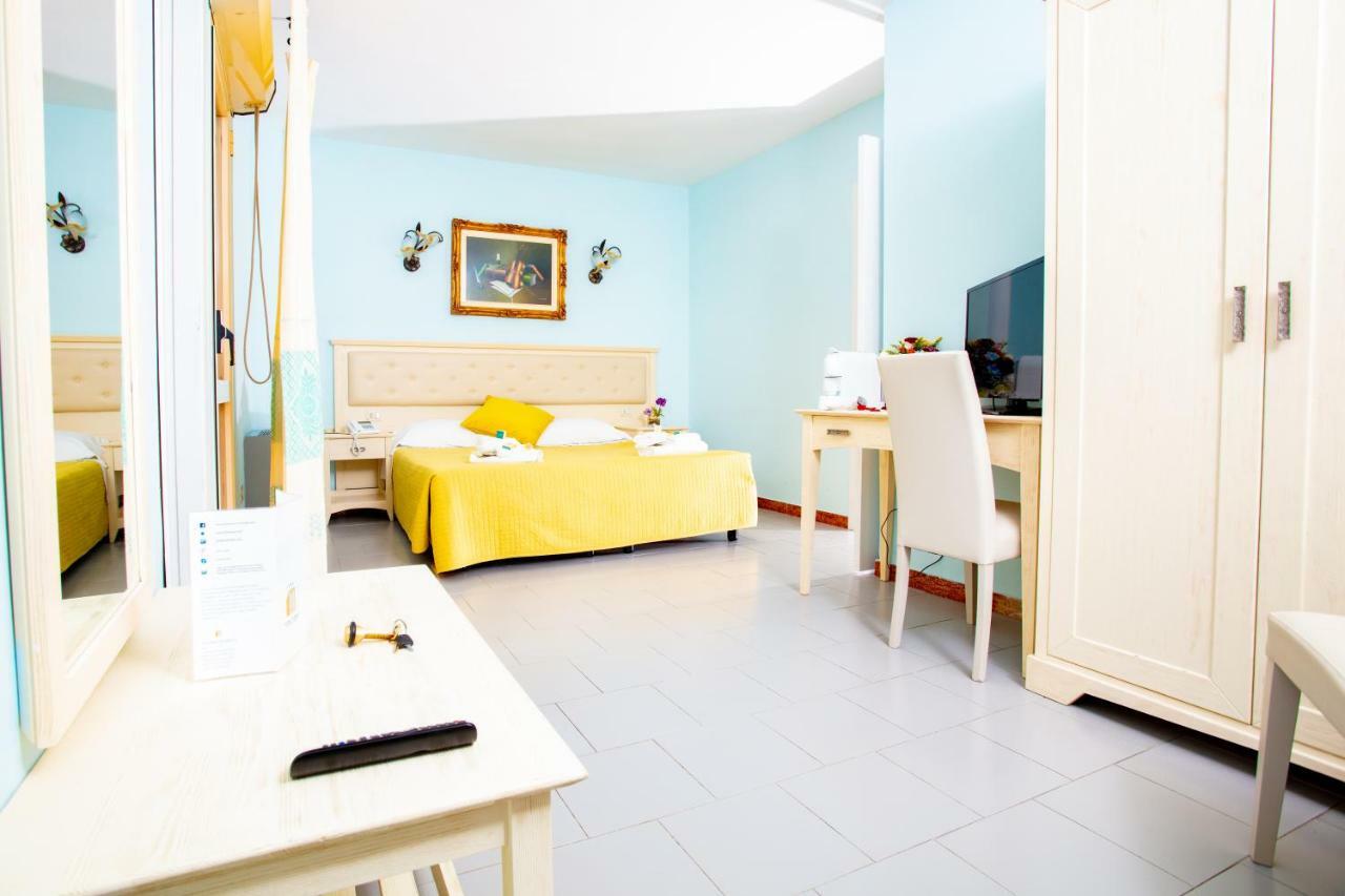 Hotel Marini Σάσαρι Εξωτερικό φωτογραφία
