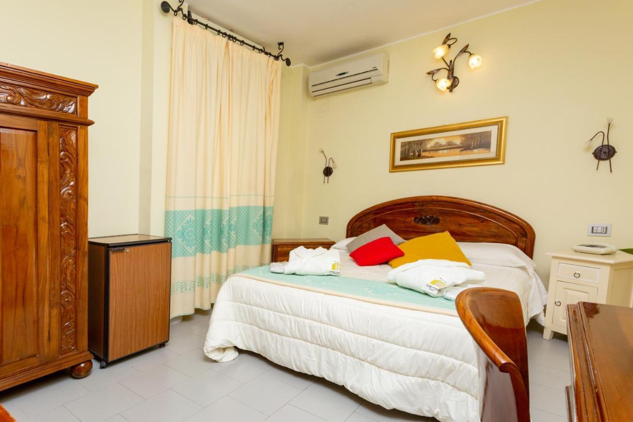 Hotel Marini Σάσαρι Εξωτερικό φωτογραφία